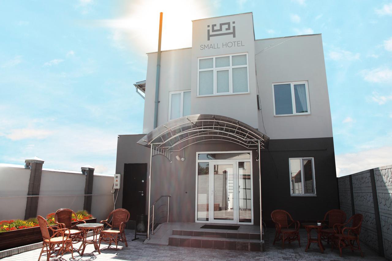 Small Hotel Бишкек Екстериор снимка